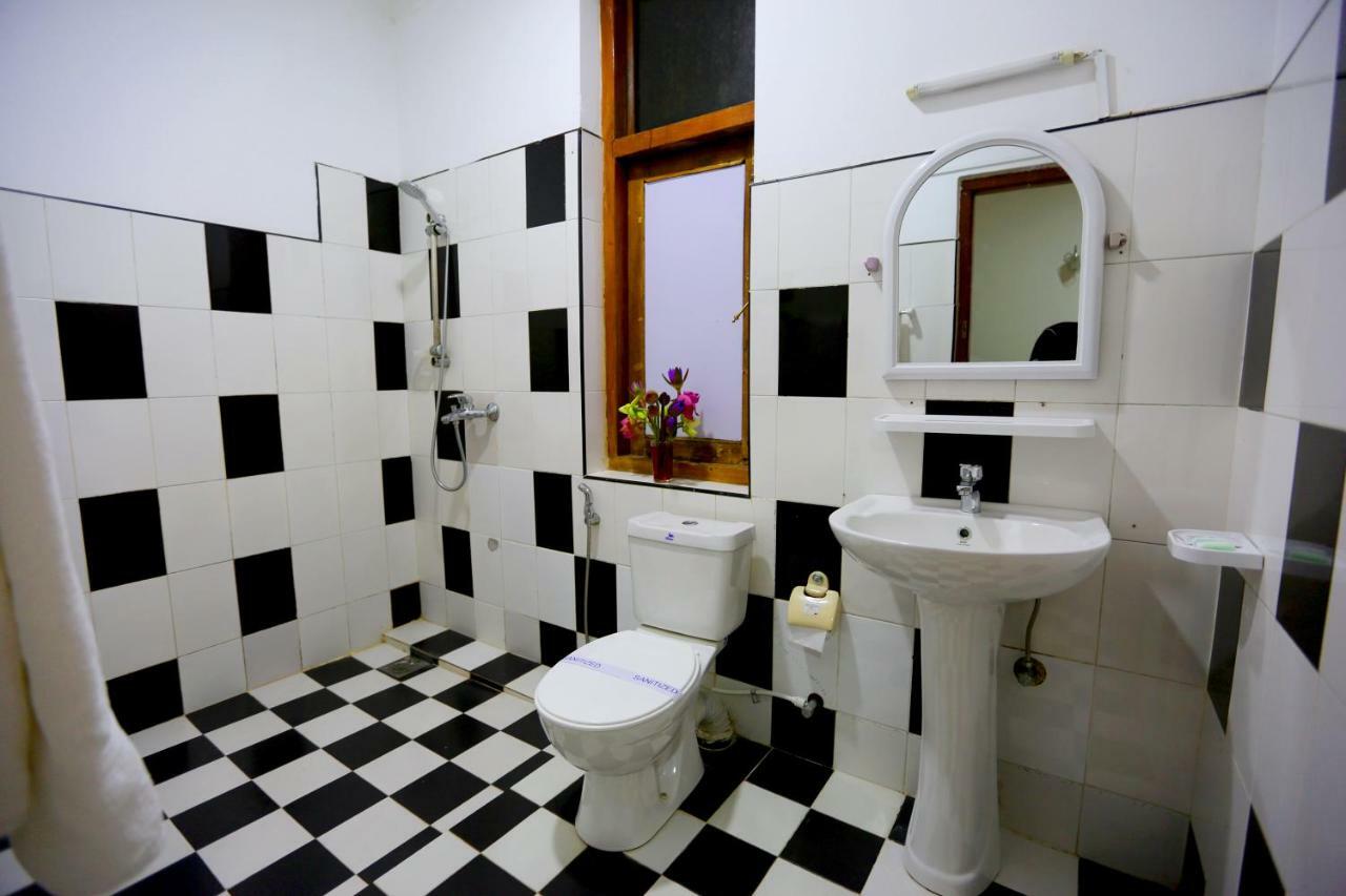 Sirimalwatta Hotel Mahaweli Spring מראה חיצוני תמונה