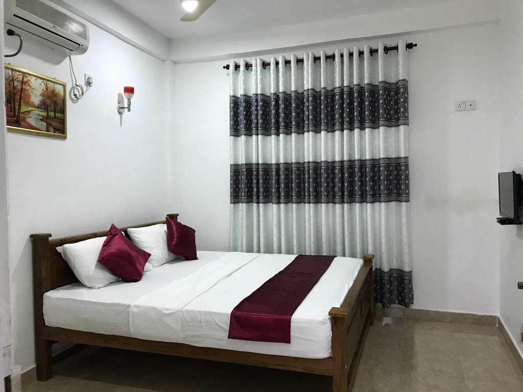 Sirimalwatta Hotel Mahaweli Spring מראה חיצוני תמונה